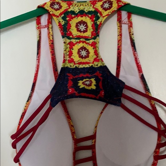 Bathing suit - Picture 4 of 8